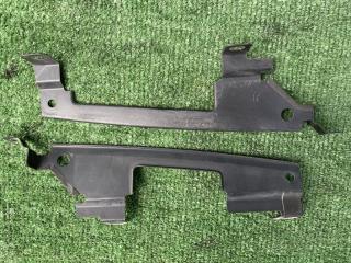 Решетка радиатора MITSUBISHI GRANDIS NA4W MN129413 4 ракурс