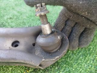 Рычаг левый передний HONDA Stepwgn RF3 3 ракурс Рычаг левый передний HONDA Stepwgn RF3 3 ракурс
