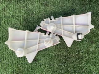 Крепление бампера заднее TOYOTA NOAH ZRR70 52155-28110 3 ракурс