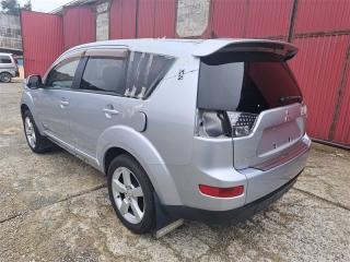 Подкрылки задние OUTLANDER 2006 CW5W 4B12 Подкрылки задние OUTLANDER 2006 CW5W 4B12