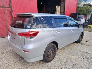 Консоль магнитофона Wish 2010 ZGE25G 2ZR-FAE