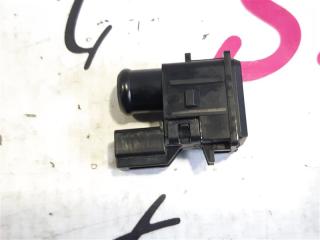 Фото запчасти датчик температуры воздуха в салоне Toyota Wish 2010 контрактная запчасть Запчасть датчик температуры воздуха в салоне Toyota Wish 2010