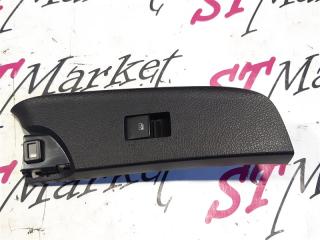 Запчасть кнопка стеклоподъемника передняя левая Toyota Sienta 2015