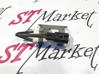 Запчасть резистор вентилятора охлаждения Toyota Corolla Fielder 2015