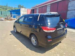 Защита горловины топливного бака Wish 2011 ZGE25G 2ZR-FAE