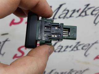 Кнопка аварийной сигнализации Daihatsu Hijet S321V KFVE4 Кнопка аварийной сигнализации Daihatsu Hijet S321V KFVE4