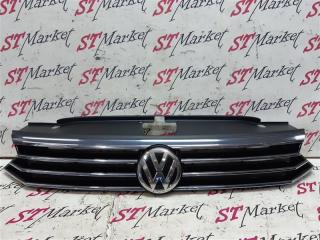Решетка радиатора Volkswagen Passat 2016