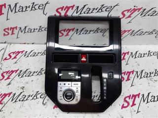 Консоль торпедо Toyota TANK 2017