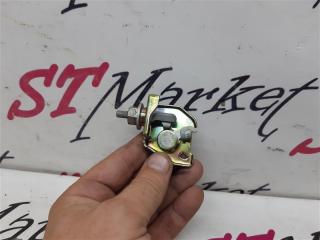 Фото запчасти замок лючка бензобака Toyota Carina ED 1996 контрактная запчасть Запчасть замок лючка бензобака Toyota Carina ED 1996