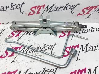 Домкрат Toyota Carina ED 1996