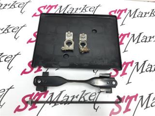 Крепление аккумулятора Toyota Corolla Fielder 2016