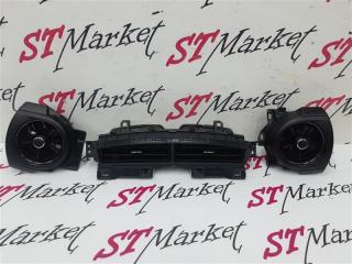 Решетка вентиляционная Toyota Corolla Fielder 2016 контрактная Решетка вентиляционная Toyota Corolla Fielder 2016