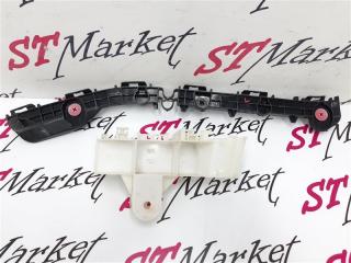 Крепление бампера заднее левое Toyota Corolla Fielder 2016 контрактная Крепление бампера заднее левое Toyota Corolla Fielder 2016