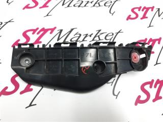 Крепление бампера переднее левое Toyota Corolla Fielder 2016 контрактная Крепление бампера переднее левое Toyota Corolla Fielder 2016