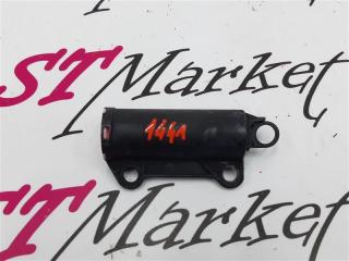 Демпфер бардачка Toyota Allion 2005