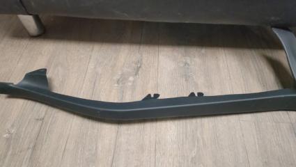 Фото запчасти накладка порога правая SKODA Octavia 2012 Б/У запчасть Запчасть накладка порога правая SKODA Octavia 2012