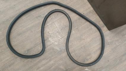 Фото запчасти уплотнитель проема двери передний левый SKODA Octavia 2012 Б/У запчасть Запчасть уплотнитель проема двери передний левый SKODA Octavia 2012