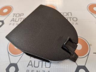 Фото запчасти кронштейн аварийного знака AUDI A6 2012 Б/У запчасть Запчасть кронштейн аварийного знака AUDI A6 2012