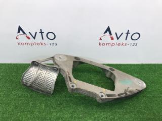 Кронштейн редуктора Audi A5 2008
