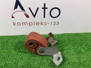 Кронштейн глушителя Audi A8 2005