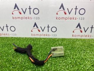 Фото запчасти разъем Mercedes-Benz R-Class 2006 контрактная запчасть Запчасть разъем Mercedes-Benz R-Class 2006