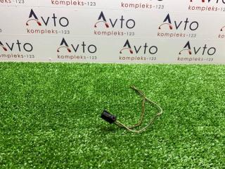 Фото запчасти разъем Mercedes-Benz C-Class 2012 контрактная запчасть Запчасть разъем Mercedes-Benz C-Class 2012