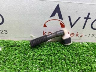 Фото запчасти штуцер омывателя Audi A3 2015 контрактная запчасть Запчасть штуцер омывателя Audi A3 2015