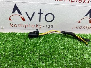 Запчасть разъем Audi Q3 2013