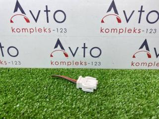 Фото запчасти разъем Audi A4 2012 контрактная запчасть Запчасть разъем Audi A4 2012