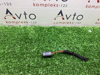 Запчасть разъем Audi Q3 2011