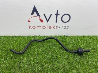 Трубка вакуумная с клапаном Audi A8 2009