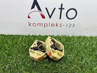 Фото запчасти крепление радиатора Skoda Fabia 2016 контрактная запчасть Запчасть крепление радиатора Skoda Fabia 2016