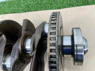 Коленвал A4 2008 B8 CDHB