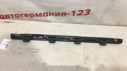 Запчасть кронштейн Mercedes E350 2010