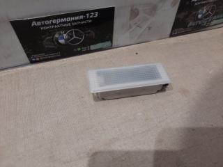 Фото запчасти светильник салона BMW 120 2007 контрактная запчасть Запчасть светильник салона BMW 120 2007