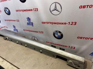 Накладка на порог наружная правая Mercedes E250 2010