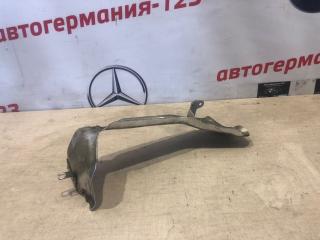 Тепловой экран турбины Mercedes C180 2011