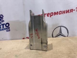 Кронштейн усилителя бампера передний левый Mercedes C200 2008