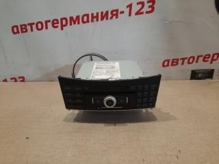 Магнитола Mercedes E250 2010