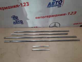 Молдинг стекла BMW 530 2009