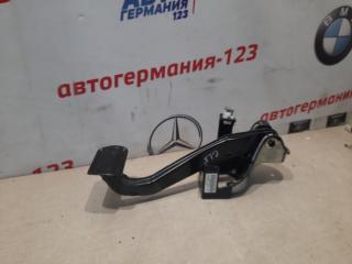 Педаль тормоза Mercedes GLK300 2010