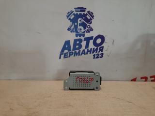 Запчасть усилитель антенны Volkswagen Golf 6 5M0035570B контрактная Усилитель антенны Volkswagen Golf 6 5M0035570B контрактная
