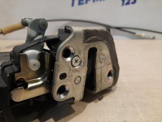 Замок двери задний левый Toyota Corolla E150