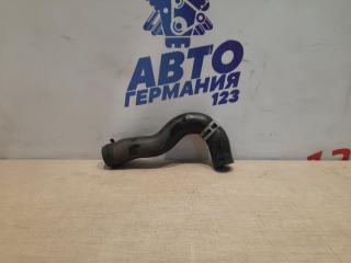 Патрубок системы охлаждения Mercedes B180 2012
