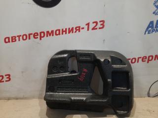 Запчасть обшивка багажника правая Mercedes GL550 2006