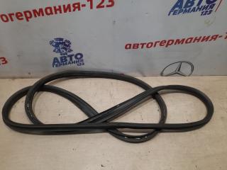 Уплотнитель багажника Mercedes GL550 2006