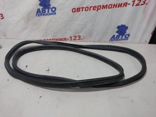 Уплотнитель багажника Mercedes ML350 2006