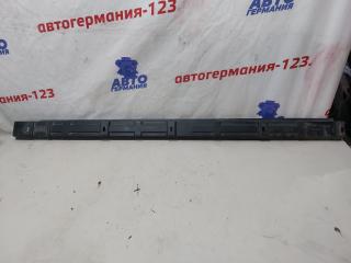 Кронштейн порога правый Mercedes ML350 2006