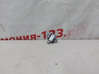 Датчик airbag Mercedes C180 2011