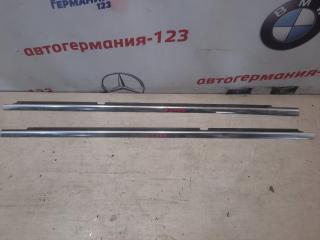 Молдинг двери задний Mercedes E350 2011